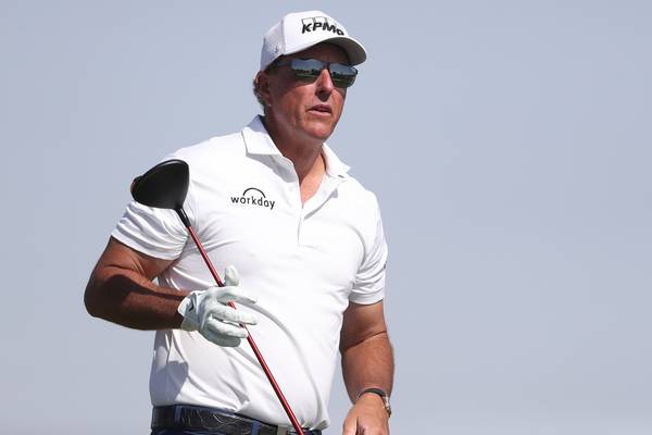 Phil Mickelson not in Masters field for first time since 1994