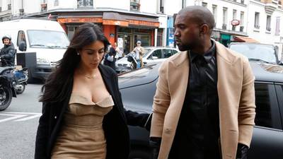 Kim Kardashian and Kanye West fly into Ireland for honeymoon