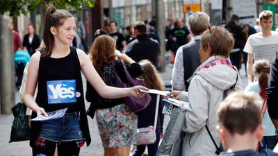 Wavering women may decide Scottish independence vote