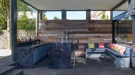 How to create a weatherproof outdoor kitchen