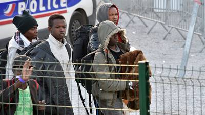 French authorites move final 1,500 minors from Calais camp