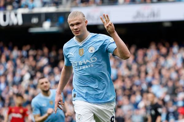 Erling Haaland scores four as Manchester City stay on Arsenal’s tail