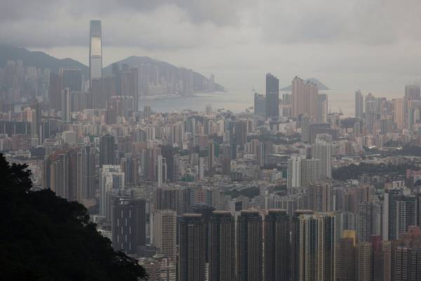 String of Hong Kong stocks in dramatic plunge