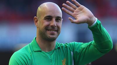 No Reina for Spain he won’t be on a plane