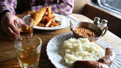 Coronavirus: NPHET recommends ban on indoor dining in Dublin