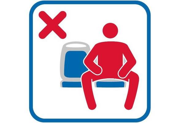 Madrid tackles ‘el manspreading’ with new public transport  signs
