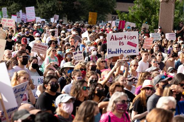 Abortions in Texas do not fully resume despite judge’s ruling