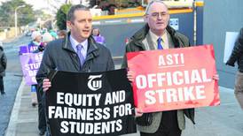 Unions urge teachers to ‘hold firm’ on junior cycle reform