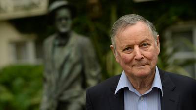 Dundalk institute names library after John de Chastelain