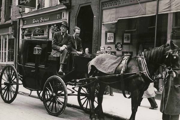 When a ‘dungeon’ on Leeson Street cost £2 a week and swarmed with literary life