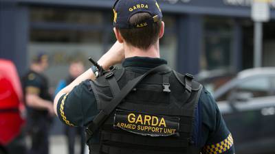 Courts hears garda pulled gun on man coming at him with knife